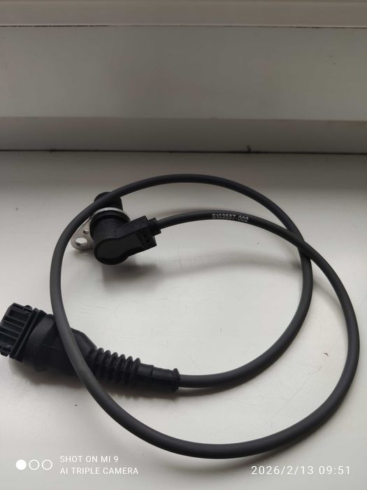 Импульсный датчик коленчатого вала 12141703277 (новый оригинал) М52