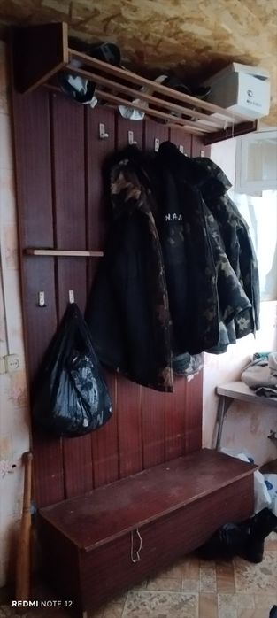 Вішалка  для прихожої