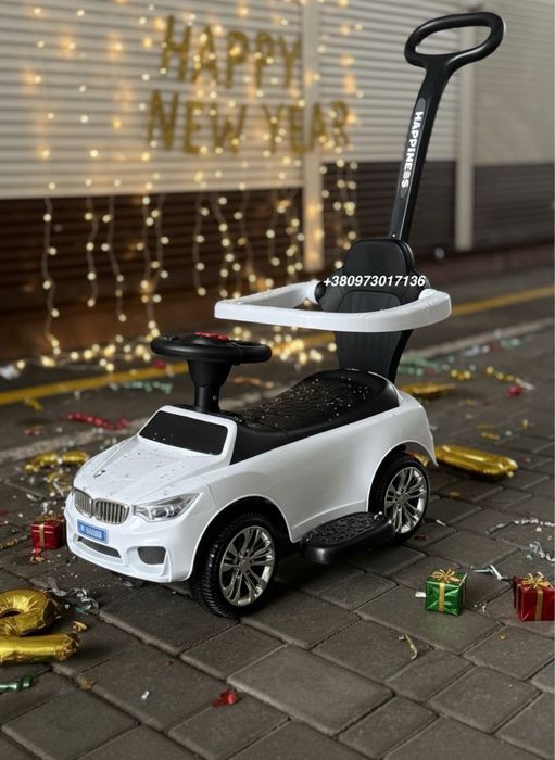 Толокар машинка с родительской ручкой белый ,розовый,красный