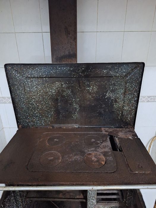 Fogão lenha  marca pérola