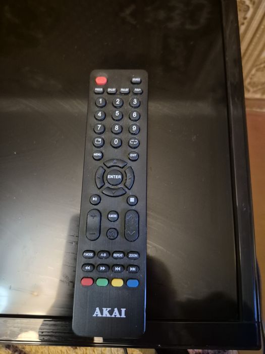Продам телевізор AKAI 32" у хорошому стані