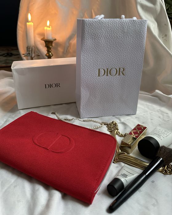 Косметичка Dior (червона)