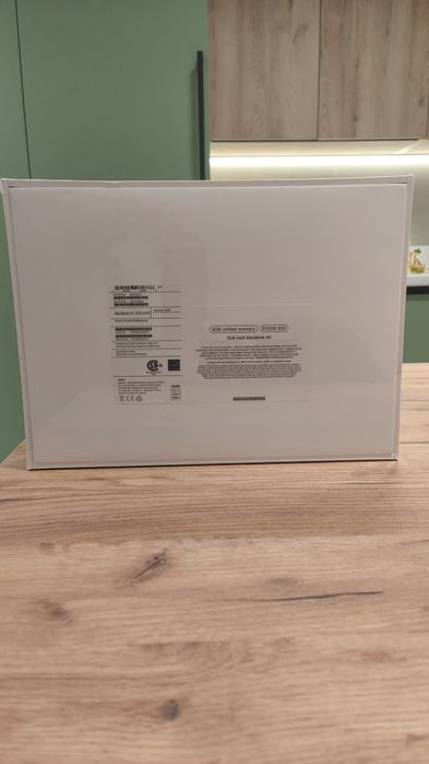 Новий в плівці MacBook air 13.6 m2 512GB.макбук з Америки.Запакований.