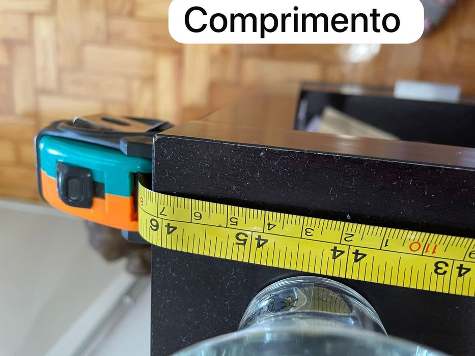 Movel prateleiras com portas