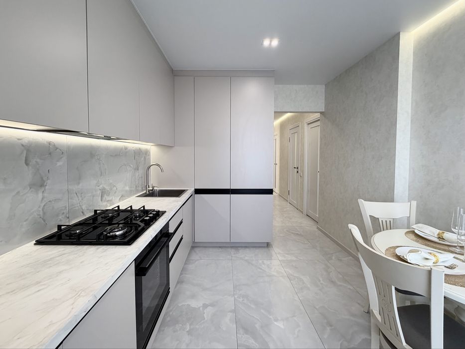 2 кімнатна квартира Вишенька. Ніхто не жив