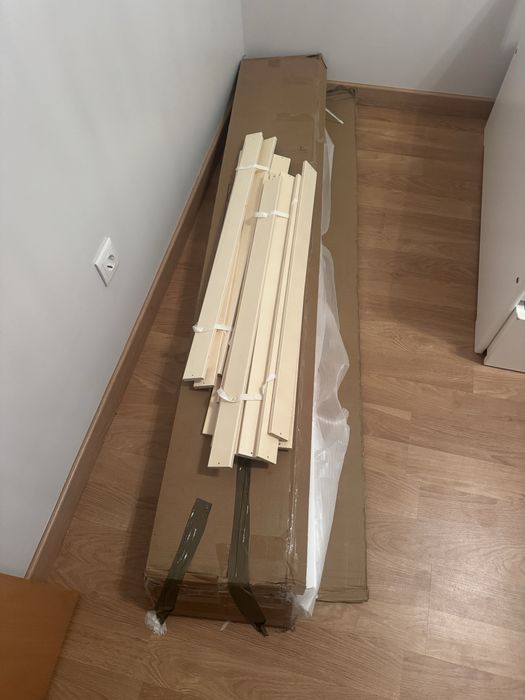 Cama Montessori Branca em caixa (90x190)