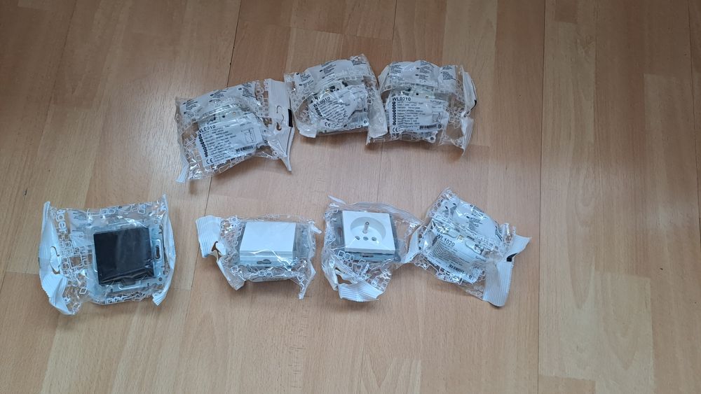 Gniazdka łącza zestaw wszystko nowe