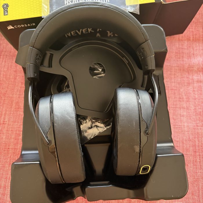 Headset Corsair HS70 Bluetooth - Gaming