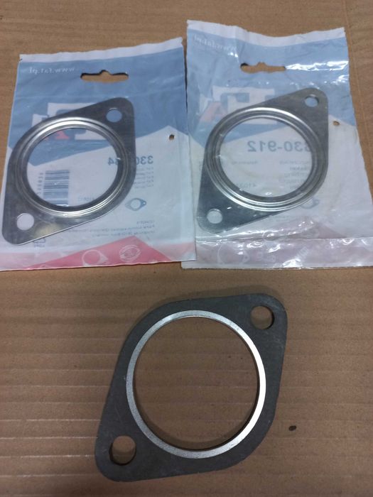 Fiat Stilo Kompletne wieszaki tłumika  + Gratis Zestaw NOWY