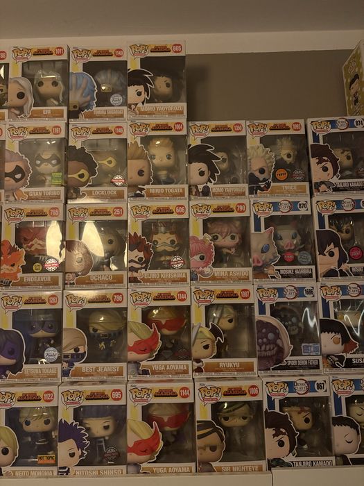 Funko pop my hero academia i demon slayer