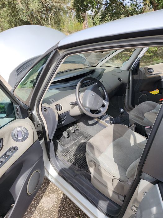 Renault espace 2.2 dci