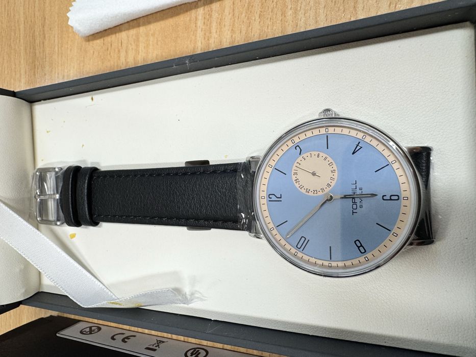 Zegarek Tophill nowy cieniutki garniturowy sliczny