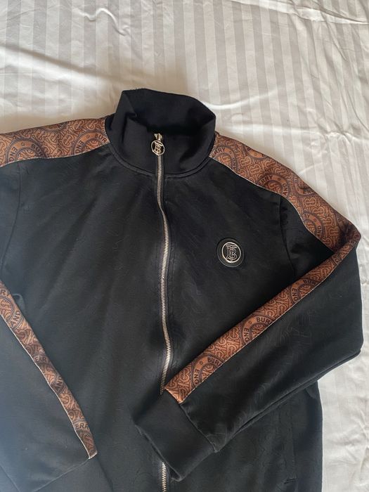 кофта Burberry..