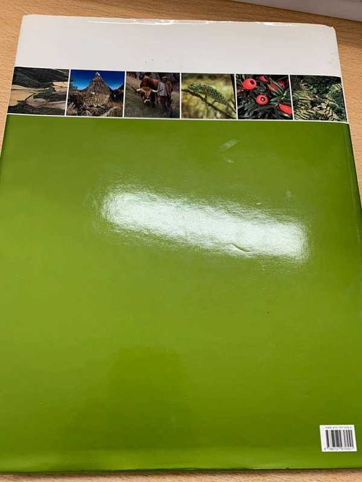 Livro: Portugal por Montes e Vales