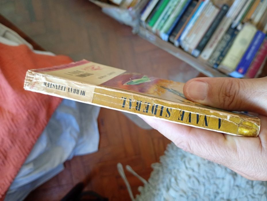 A nave sideral -Murray Leinscter-N-4 - Argonauta -1 edição - 20E- 5 contos de ficção científica -Isaac Asimov e outros 10E Desde 2E