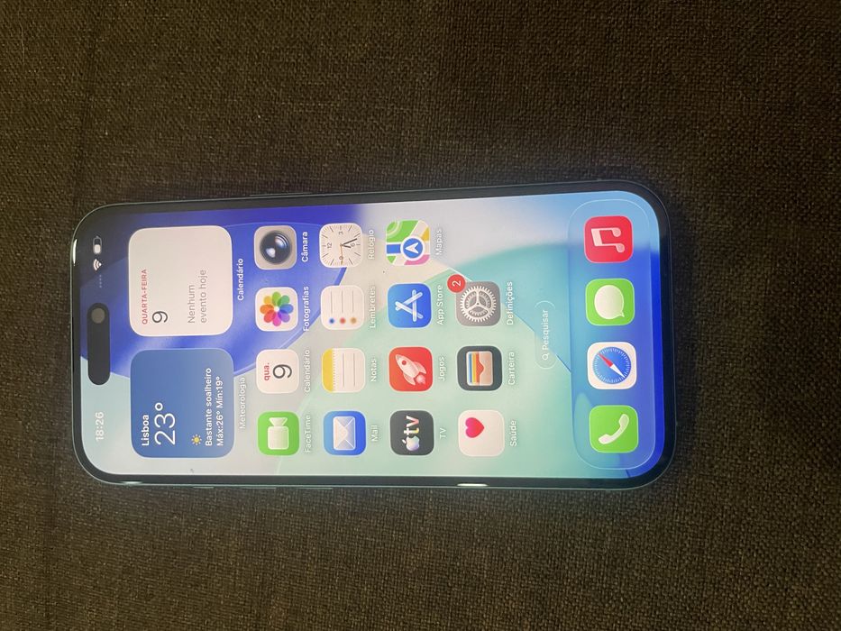 Iphone 16  verde azulado