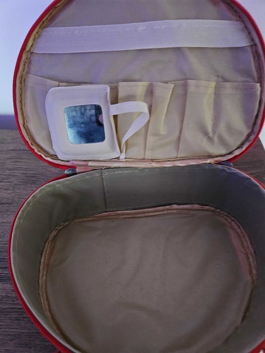 Kosmetyczka Kuferek Organizer 3w1