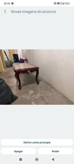 Mesa de Centro Clássica em Madeira Maciça e Mármore (Excelente Estado!)
