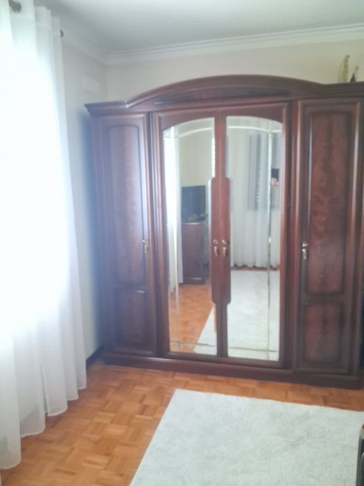 Vende-se mobília de quarto