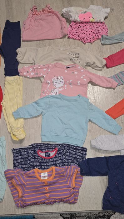 Paka ubranek dla dziewczynki