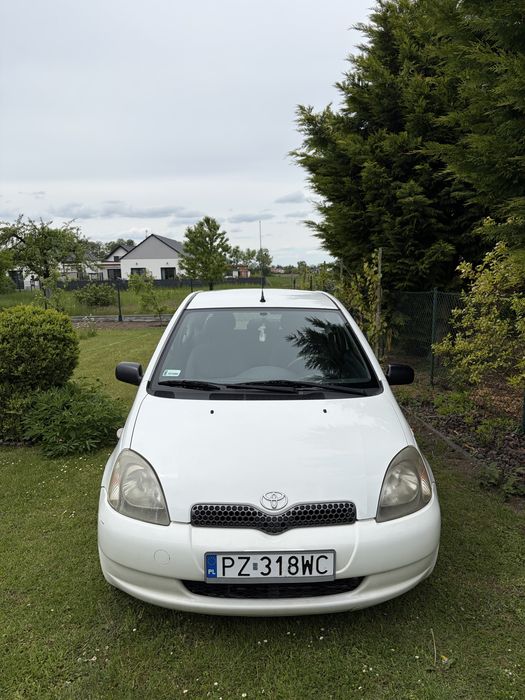 Toyota Yaris 1.0 2002r