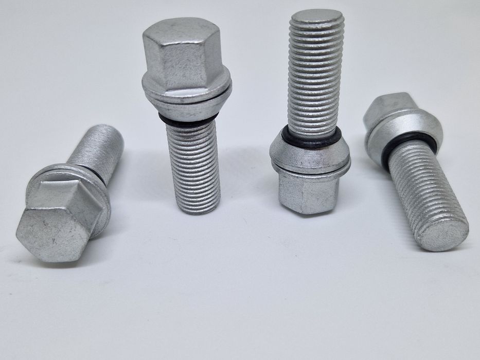 Болт з ексцентриком 12×1.25/12×1.5/14×1.5 дакромет/хром Vivaro/Trafic