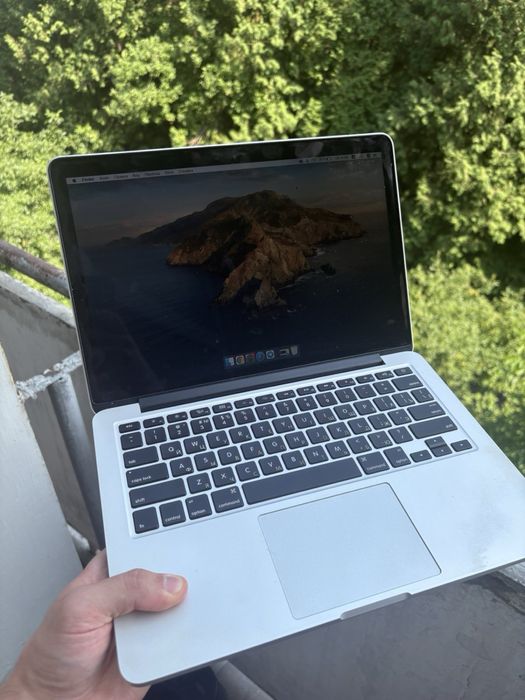 Macbook pro 2012 13in I5 8gb 128