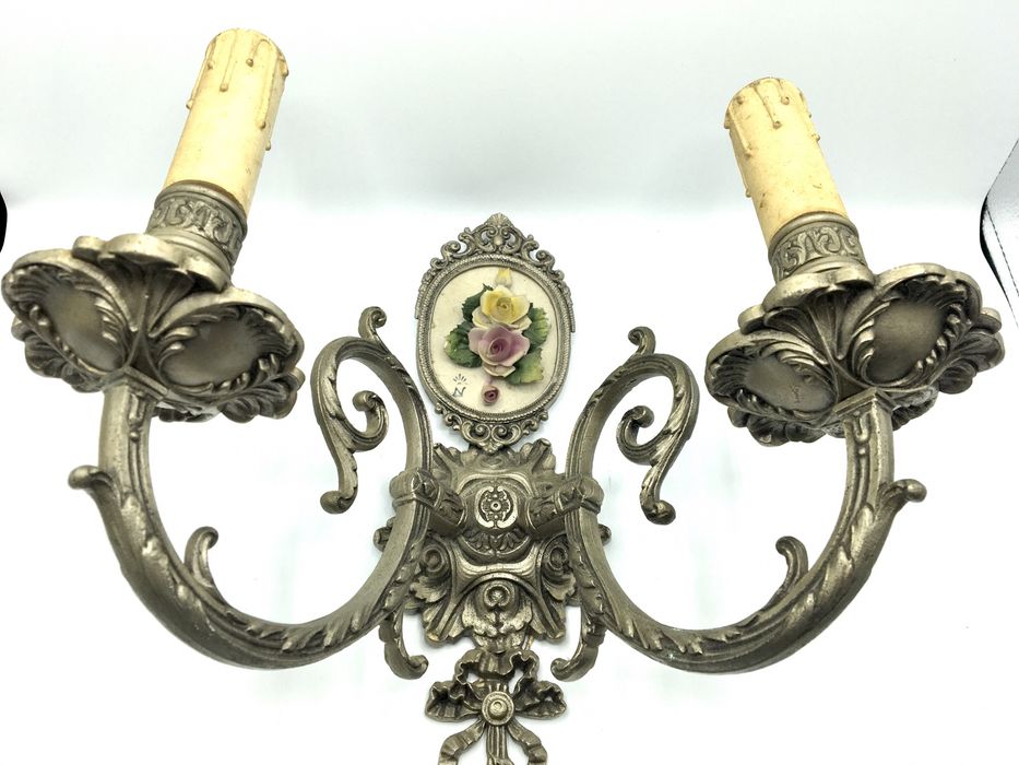 Castical de parede em estanho/bronze campodimonte