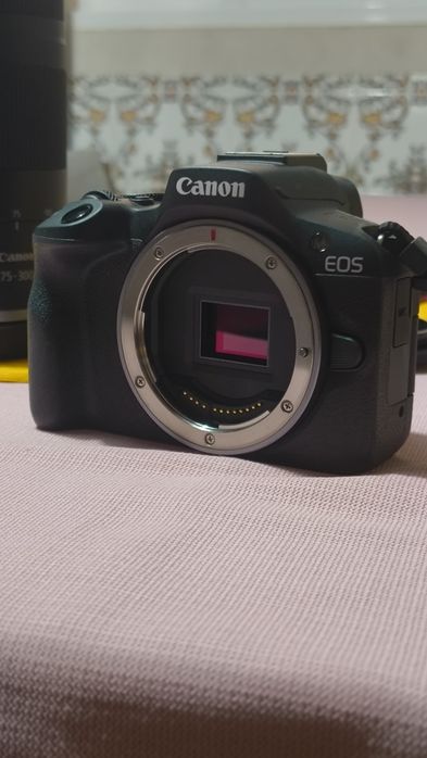 Canon R50 - perfeito estado