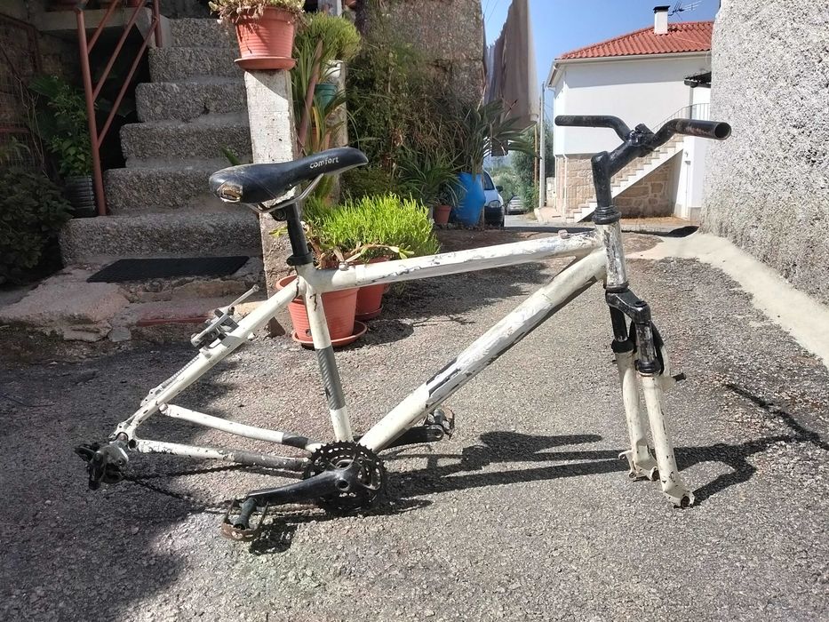 2 Bicicletas de montanha