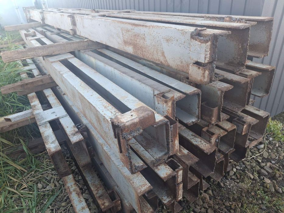 Колони з 18 швелеру - 28 грн /кг