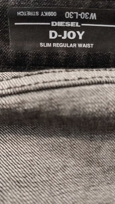 jeansy boyfriend Diesel z ćwiekami