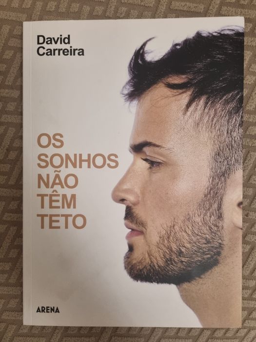 Livro autografado: Os sonhos não têm teto - David Carreira
