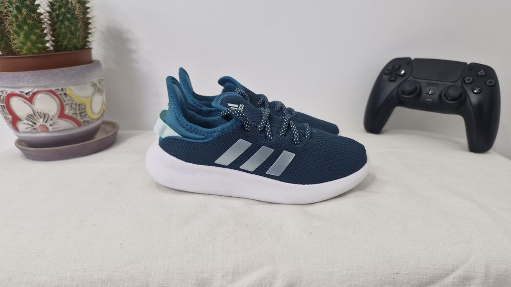 Дитячі кросівки Adidas.Розмір 29