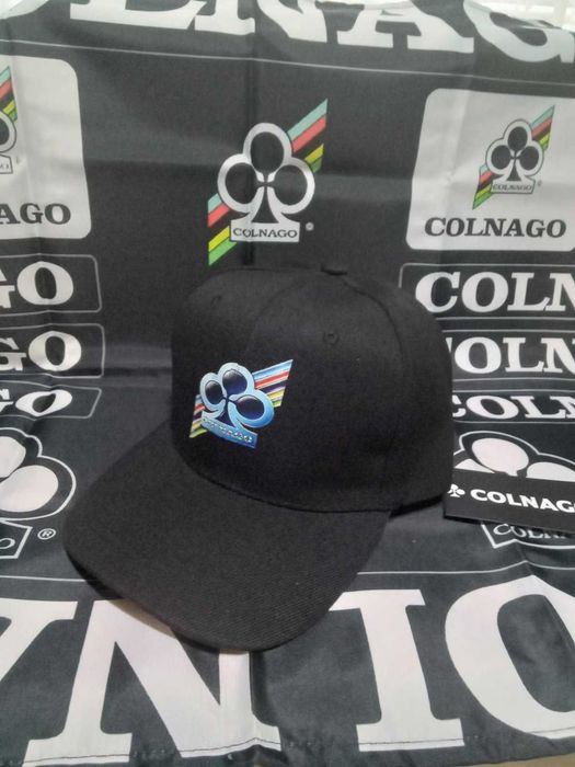Демісезонна велокепка фірми Colnago.