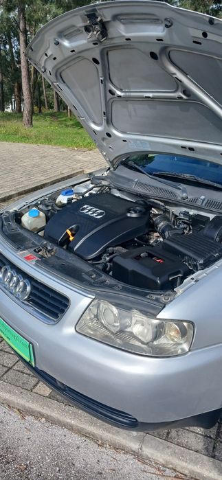 AUDI A3 1.6 Gasolina