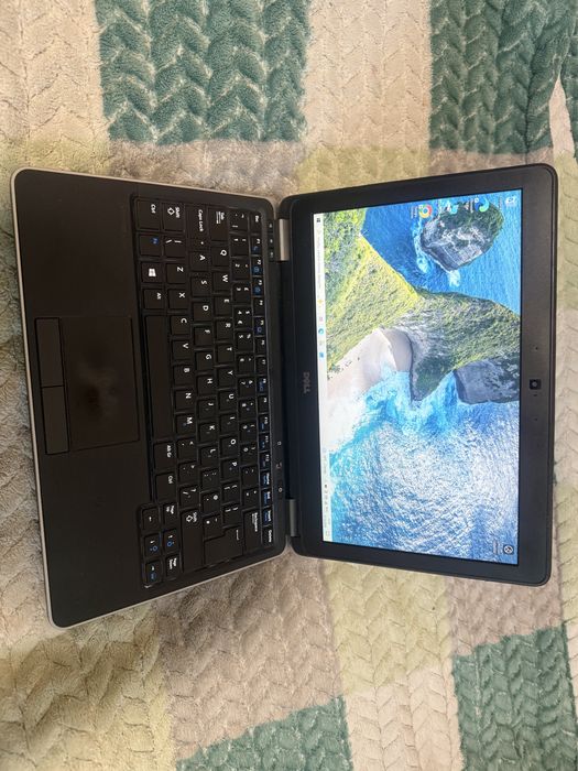 Ноутбук dell  e7240 core i5 підсвідка клавіатури