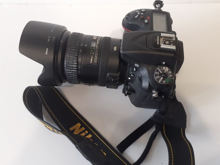 Nikon D7100 com objectiva 18x200 vr