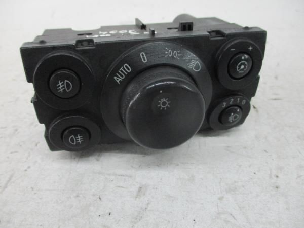 Botão / interruptor de luzes OPEL Astra H Hatchback (L48)