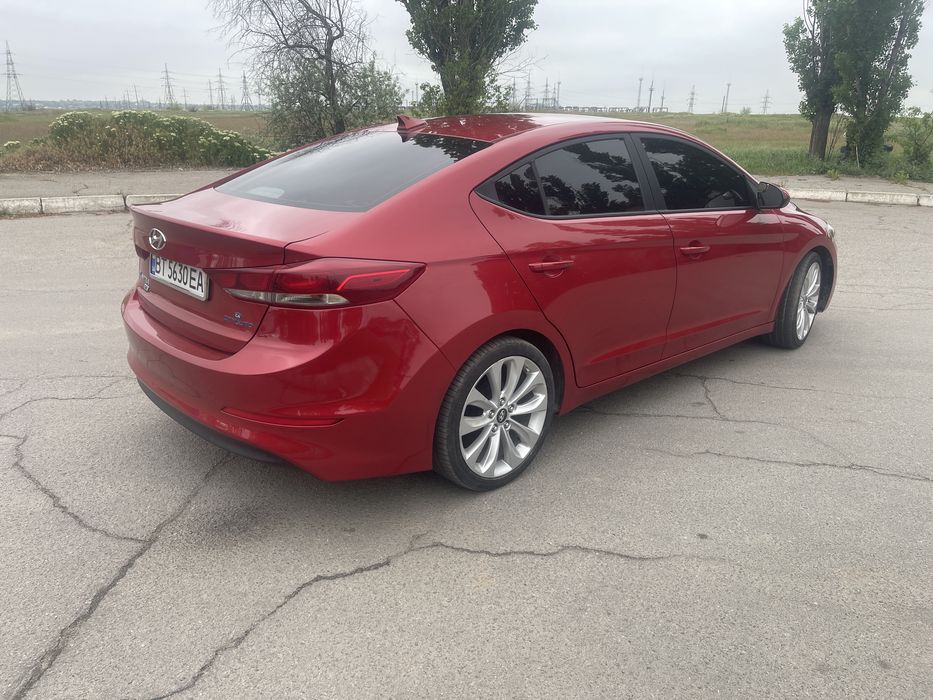 Hyundai  Elantra