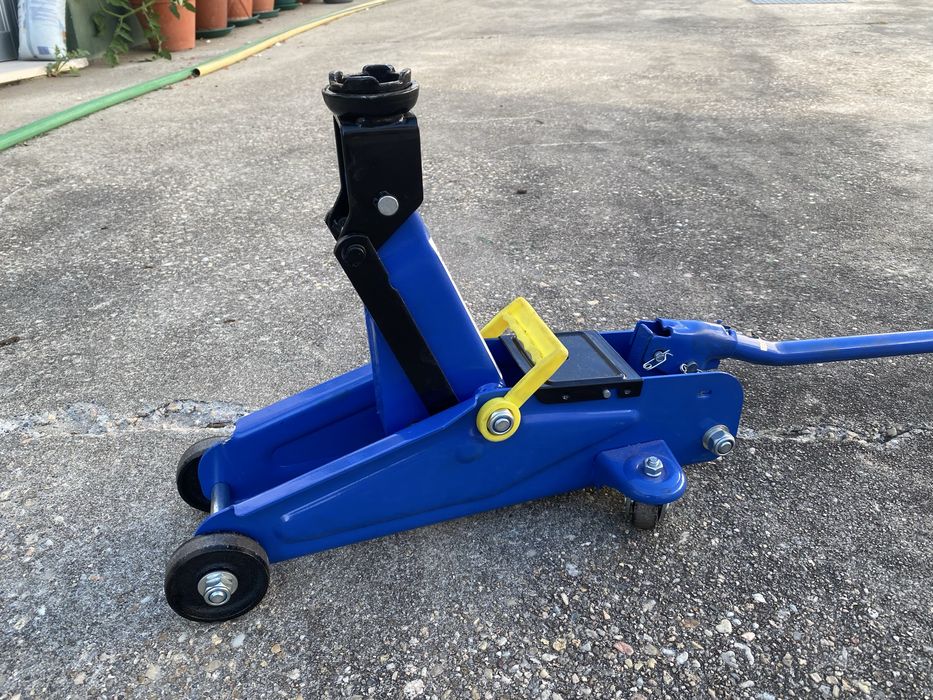 macaco hidráulico 1,8T / 2 Preguiças 2T