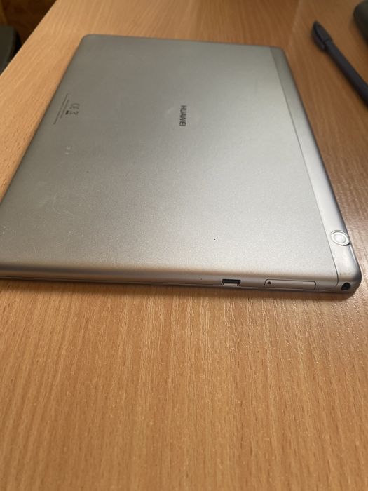 Продам Планшет 10 дюймів