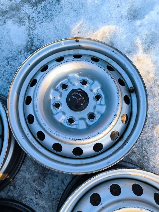 Диски 6 139.7 r16 DIA67.1 на л200 паджеро 3-4