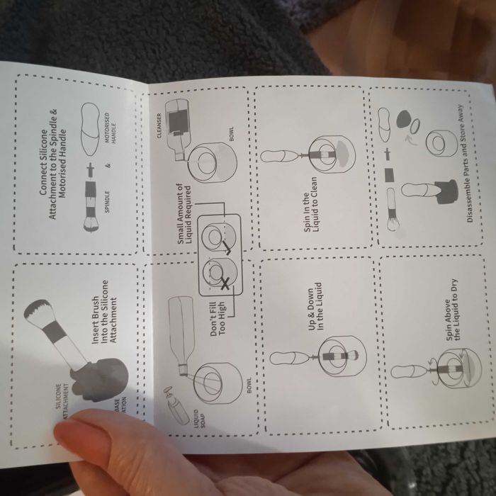 Електричний очищувач пензлів для макіяжу, від 2 батарейок новий