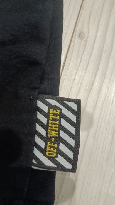 Кофта off-white состояние 5/5