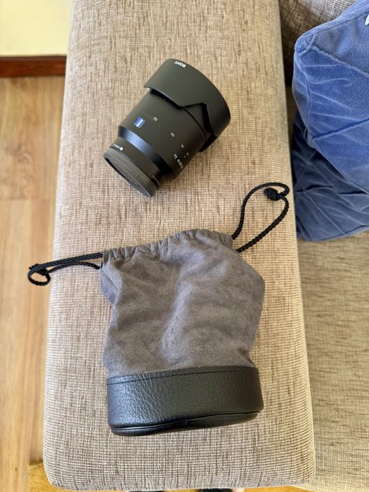 Lente Objetiva Sony FE 24-70 f4 Zeiss