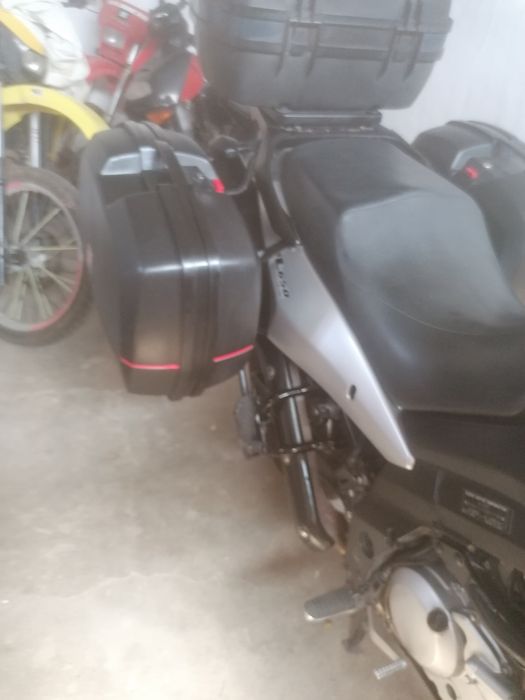 Suzuki dl vstorm