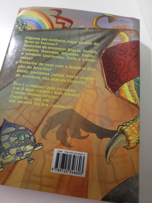 Livro com aromas "No Reino da Fantasia" Jerónimo Stilton