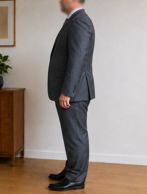 Elegancki garnitur dwuczęściowy – stan idealny / jak nowy (użyty raz)