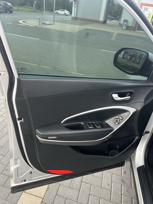 Авто хюндай сантафе